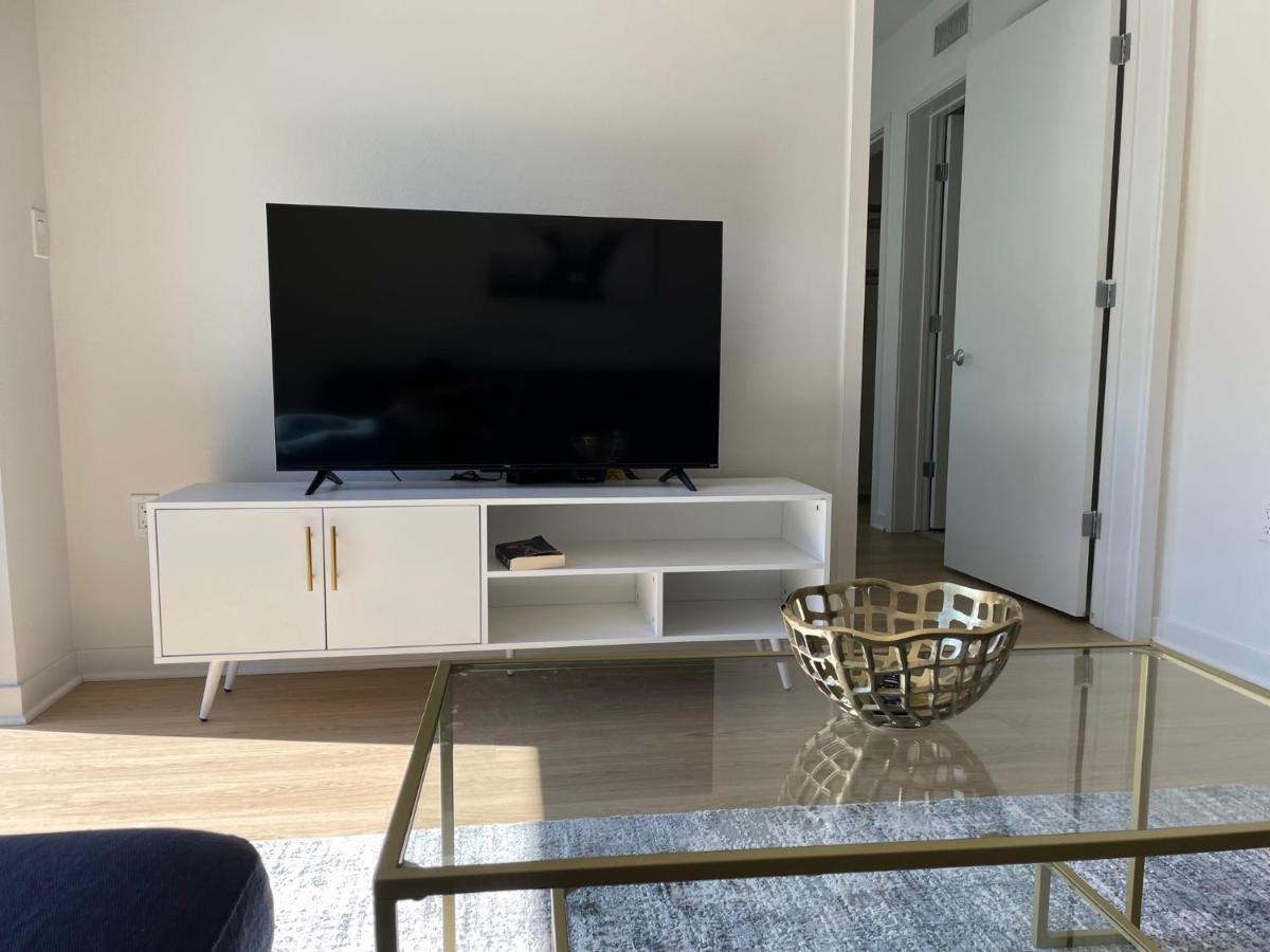 Las Palmas - Modern, Stylish, Spacious, Secure & Tranquil Condo With 2 Master Suite Bedrooms - Wlk To Sm Pier Los Angeles Eksteriør billede